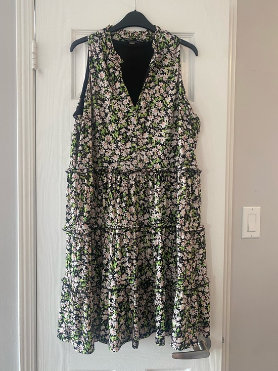 Tommy Hilfiger Dresses & Skirts - Tommy Hilfiger Sleeveless Black Floral Tiered Dress